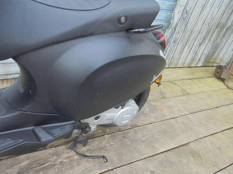 Vespa Sprint 50 4T iGet Notte NR 114