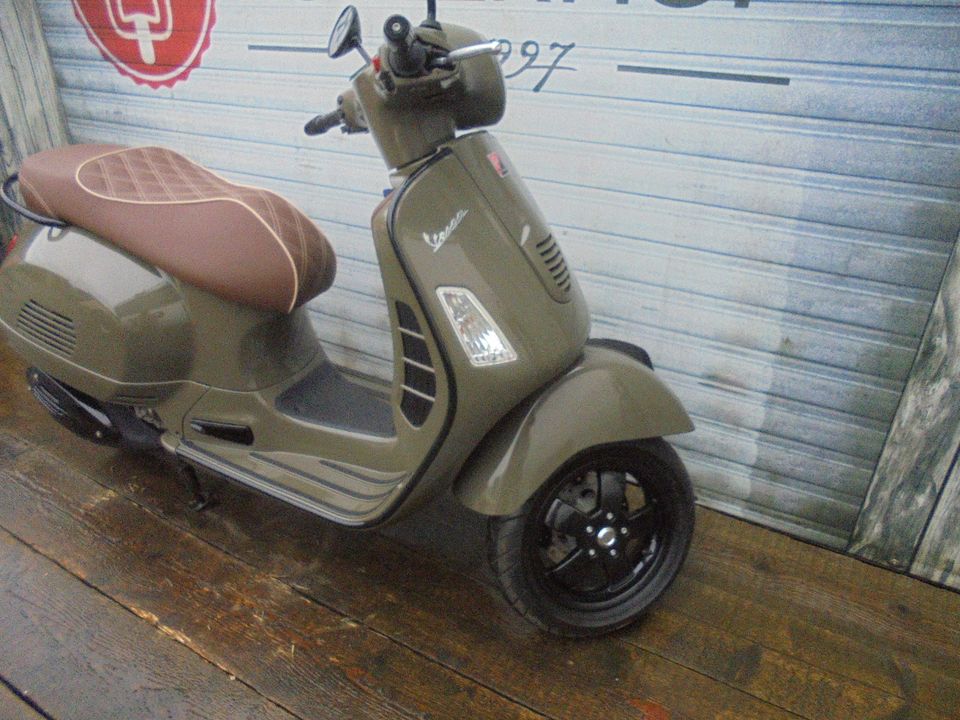 Vespa GTS 300 RH Edition NR65