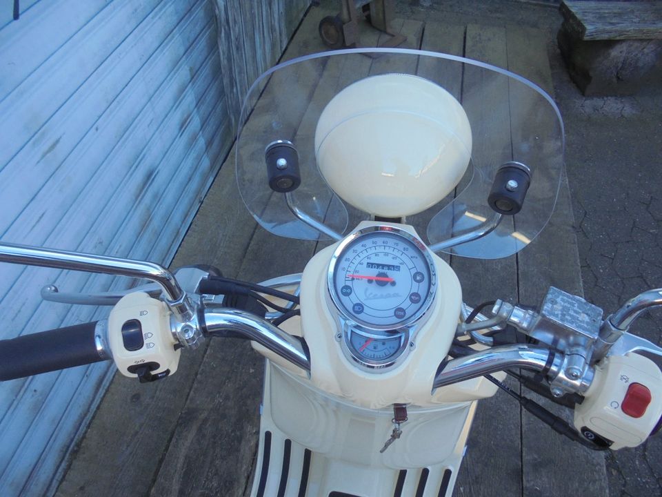 Vespa LXV 150 4 Takt USA Edition NR 320