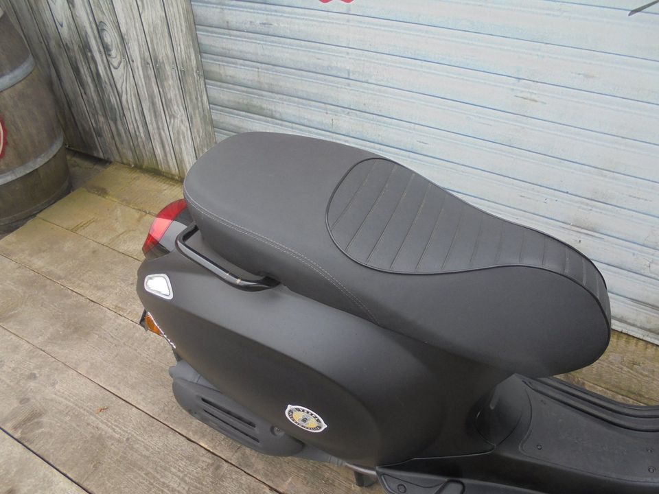 Vespa Sprint 50 4T iGet Notte NR 114