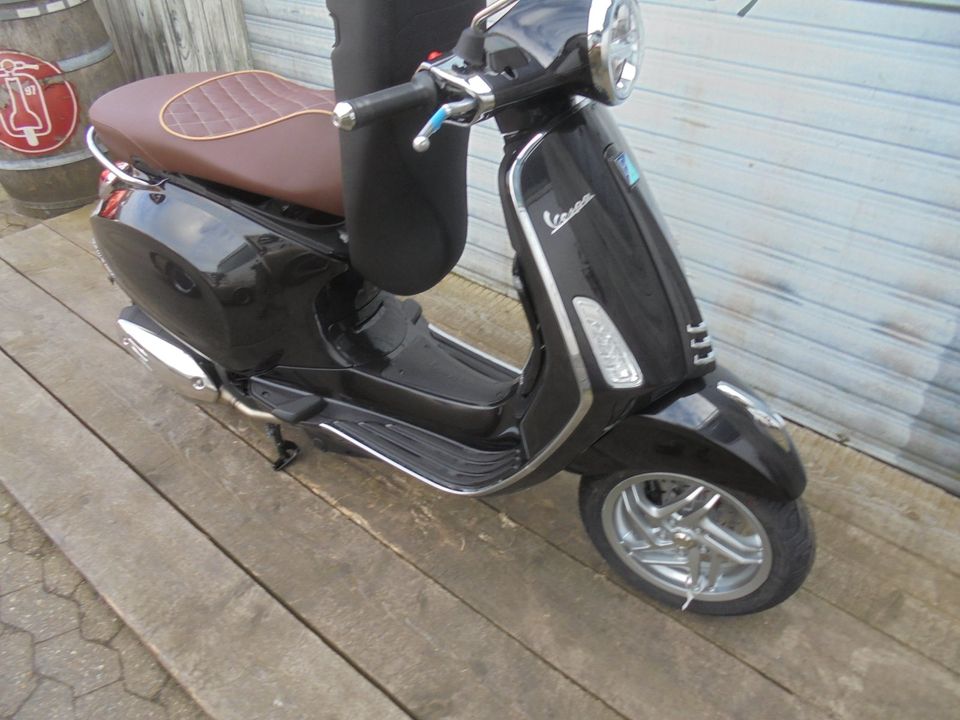 Vespa Primavera 125 RST ABS E5+ FL Neu