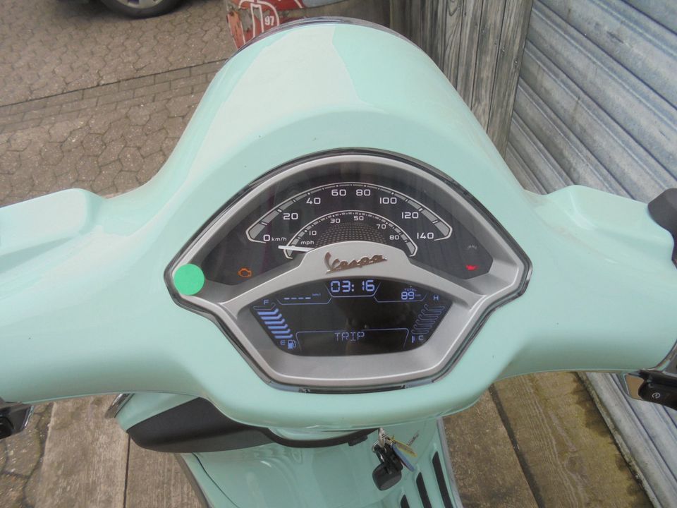 Vespa Primavera 125 ABS E5+ wie Neu wie Picnic