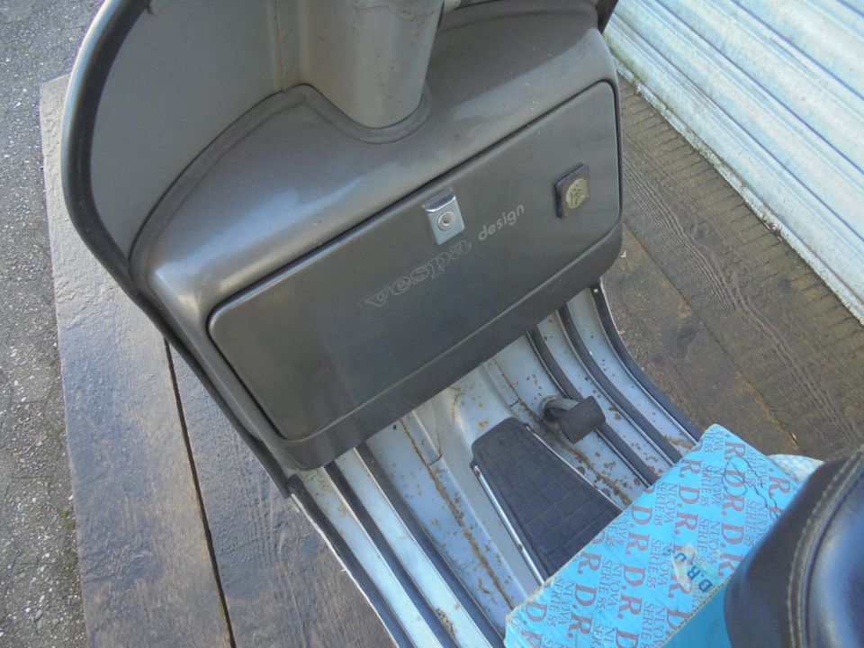 Vespa P 80 E 133 ccm Garagenfund NR 106